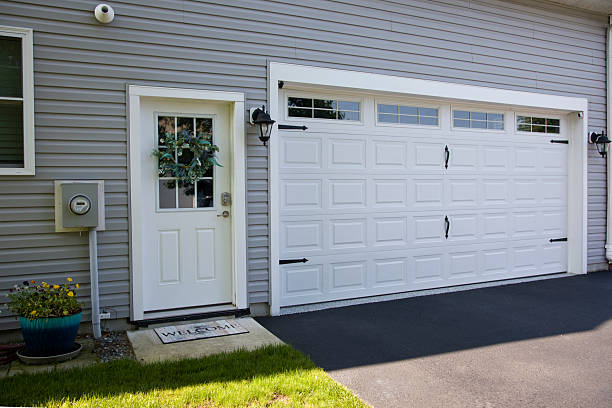 24/7 Emergency Garage Door Panel Replacement experts in Cusseta, GA